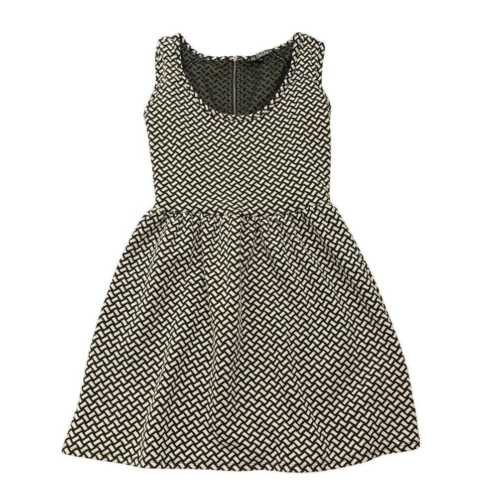 BeBop Womens Skater Mini Dress Sleeveless Scoop Neck Back Zip Black Tan Size M